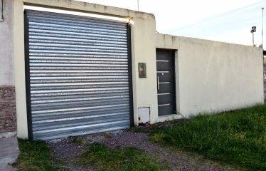 Casa de 2 dormitorios y pileta